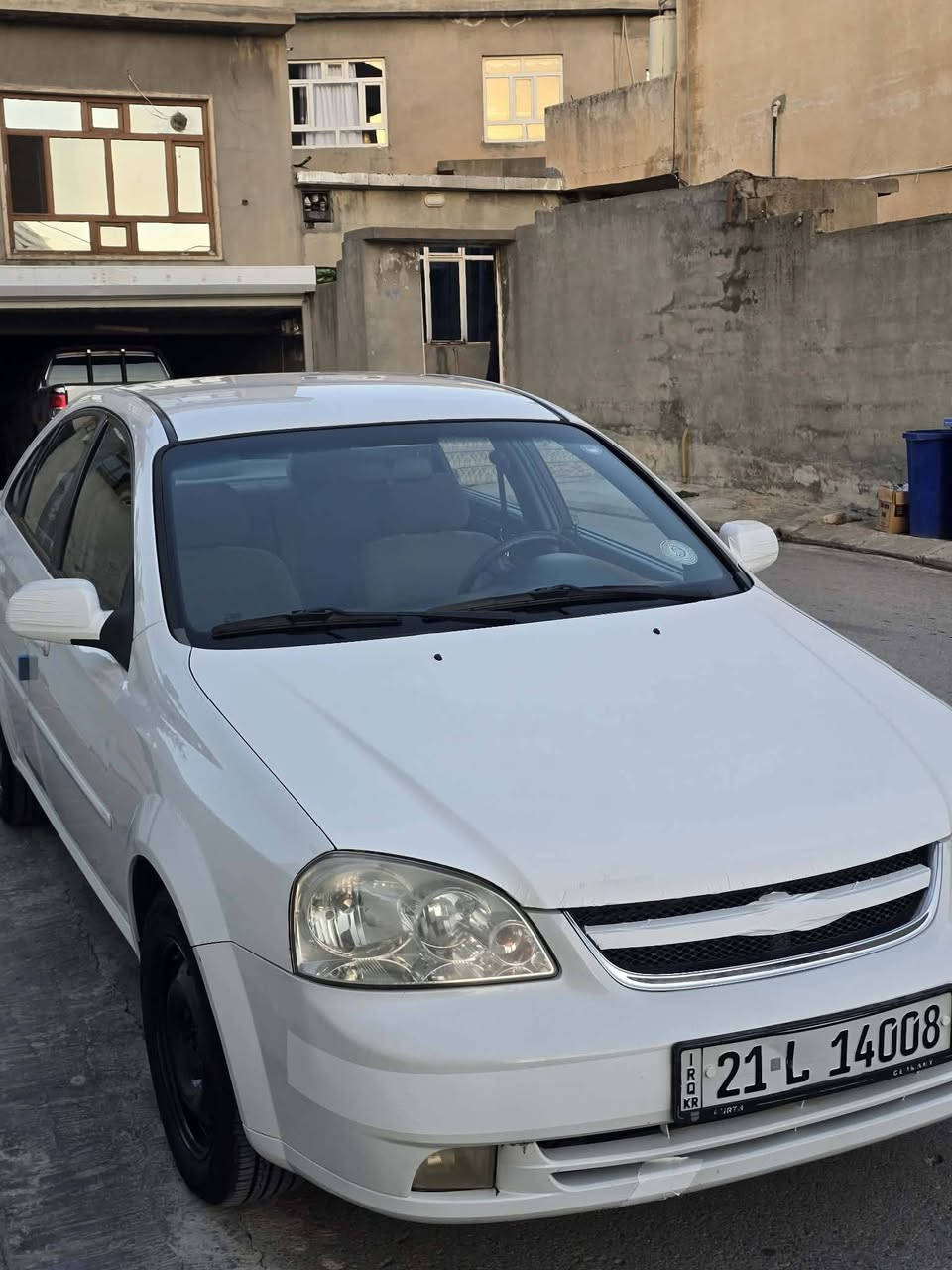 Optra 2014
گێڕ عادی ته بريت سارد گه رم به شەرت گێڕ بەشەرت مەکینە تەنها قەپاغی سەرەوەی کرایتەوە 
سەیارەکە به ناوی خۆمه ڕەقەم و سەنەوی هەتا ٢٠٣٠ هه موو شتى نوێیە سه يارەكه جرکەی تێدانیە  تازه پشتو ييشى توند كرايته وه تایەی نوێی لەسەرە سه يارەكه نمونه يه له جوانى یەک دينار مه سرفى تێدا نیە بە نزبەت سبوغ تەنها ئەوەی لە وێنەکە دیارە تەنها ساردەکوتە (***********)
سعری ٩٨ و مەجال
