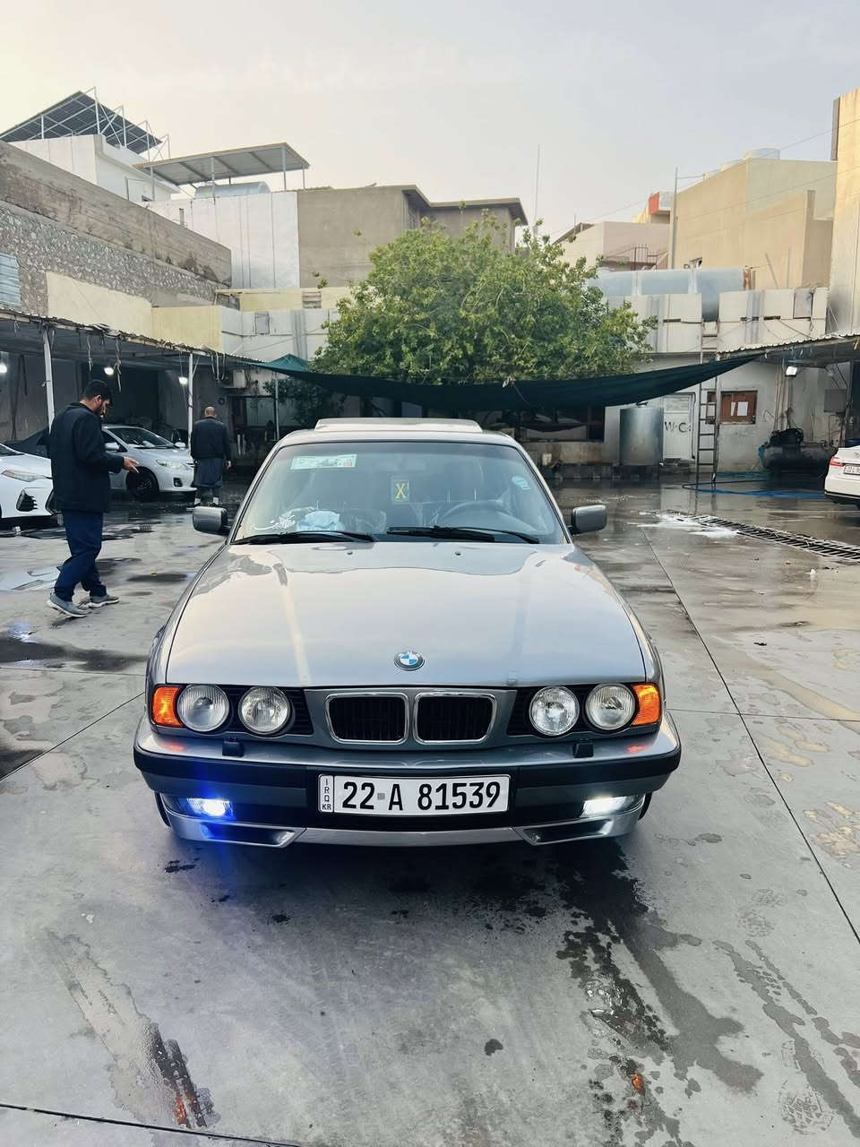 حجم 525 بيلاد كير اتومتيك مسكر كيرومحرك شرط 🚗*********** سعرها 72
موديل 1992 بجم عريض داخل نضيف جلد فورميكا ايرباك 
وكالة بسمي شرط تحويل سيارة جاهز من كل نواحي 
سيارة صبغ عام لون نفطي مكاني كركوك شراي خابر
