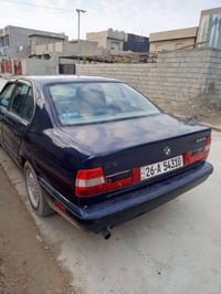 سياره بي ام 520كبس محرك 525سنويه لل29دفتر بانزين بيه كير عادي باسمي ال...