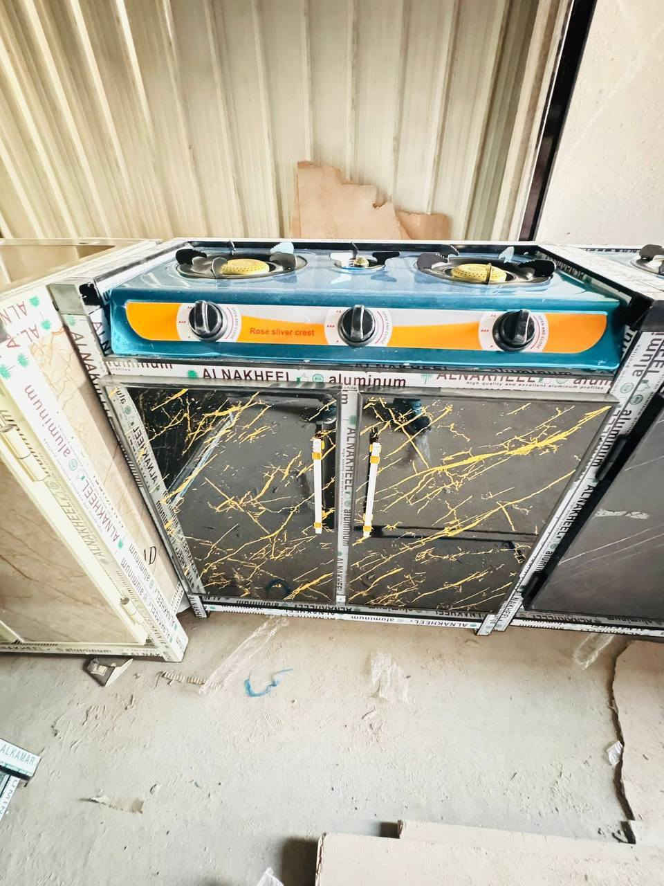 🔥 ميز ألمنيوم تفصال + طباخ ٣ عيون 🔥
✔️ جودة ممتازة
✔️ عملي ومناسب لجميع المطابخ
✔️ شكل أنيق وسهل التنظيف

💰 السعر: 160,000 دينار فقط

🚚 توصيل داخل بغداد مجاناً
🚚 ولجميع المحافظات فقط بـ 10,000 دينار

📩 للطلب والاستفسار واتساب ***********
