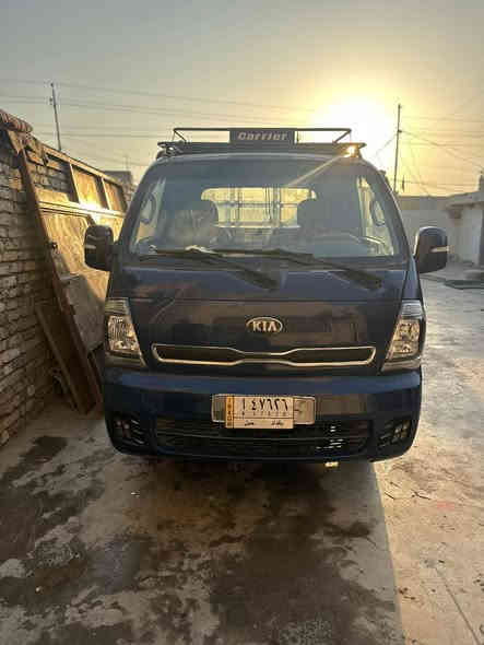 السلام عليكم فحل للبيع ٢٠٠٧ محدث ٢٢ سياره نضيفه ترايك للبصره مكينه مسكر محور بم ونوزل مكاني بغداد اسعر ١٠٧ وبي مجال ***********
