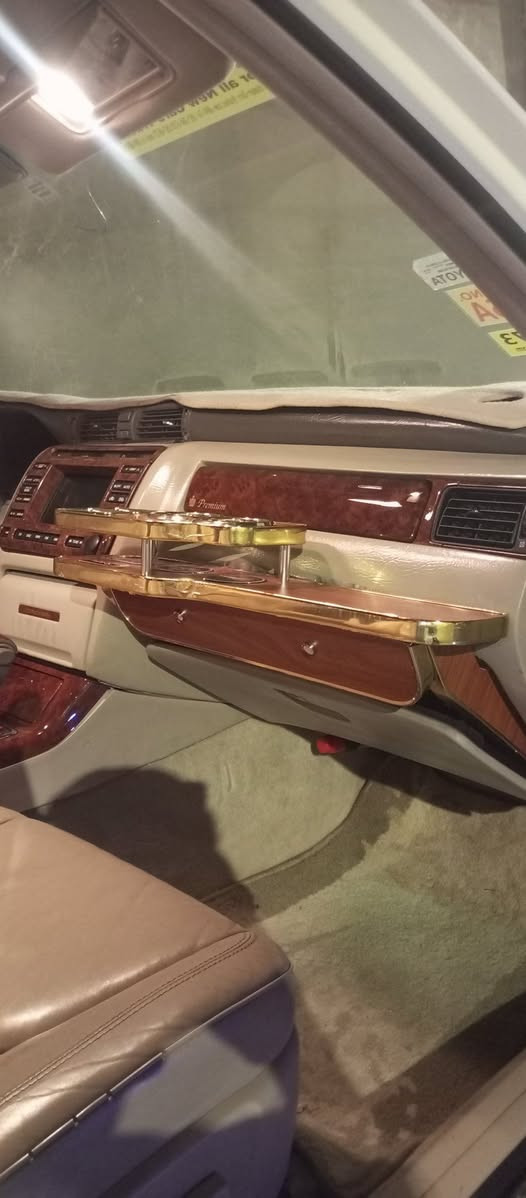 ميز طعام اصلي ياباني تفصيخ حاويه صاج اصلي جديد سعره 65 الف مكاني بصره مامتوفر ع الماسنجر
للاستفسار***********
