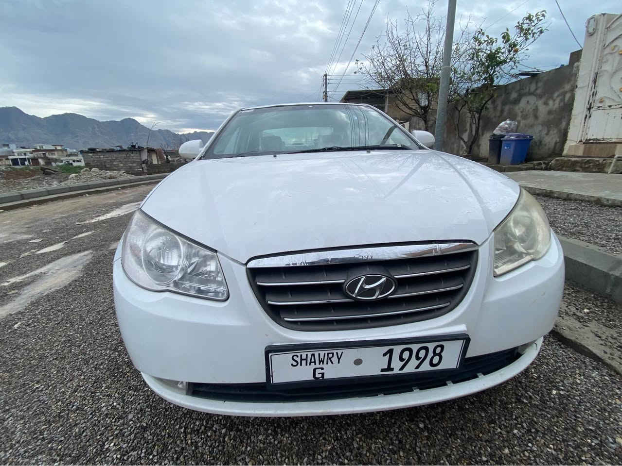 هۆندا ئاڤانتی ٢٠٠٩
براوەیە 
مەکینە ١٦ دەکشن بەرز 
سلایت   
کوشن هیتەر 
سوکان ڤۆلیۆم 
ئاوێنە شەفت 
ئاوێنە ئیشارەت 
بلوتووز 
حاسە 
گێر و مەکینە بەشەرت 
تەبرید سارد و گەرم بەشەرت 
ABSبەشەرت 
بێ دەعم و لێدراوە 
سەقفی بێ بۆیاخە 
کەڤەری نەگۆراوە بەشەرت 
کارەبای بەشەرت 
برێکی بەستراوە 
جامی هەلگیراوە 
 

 

*********** رانية, السليمانية
