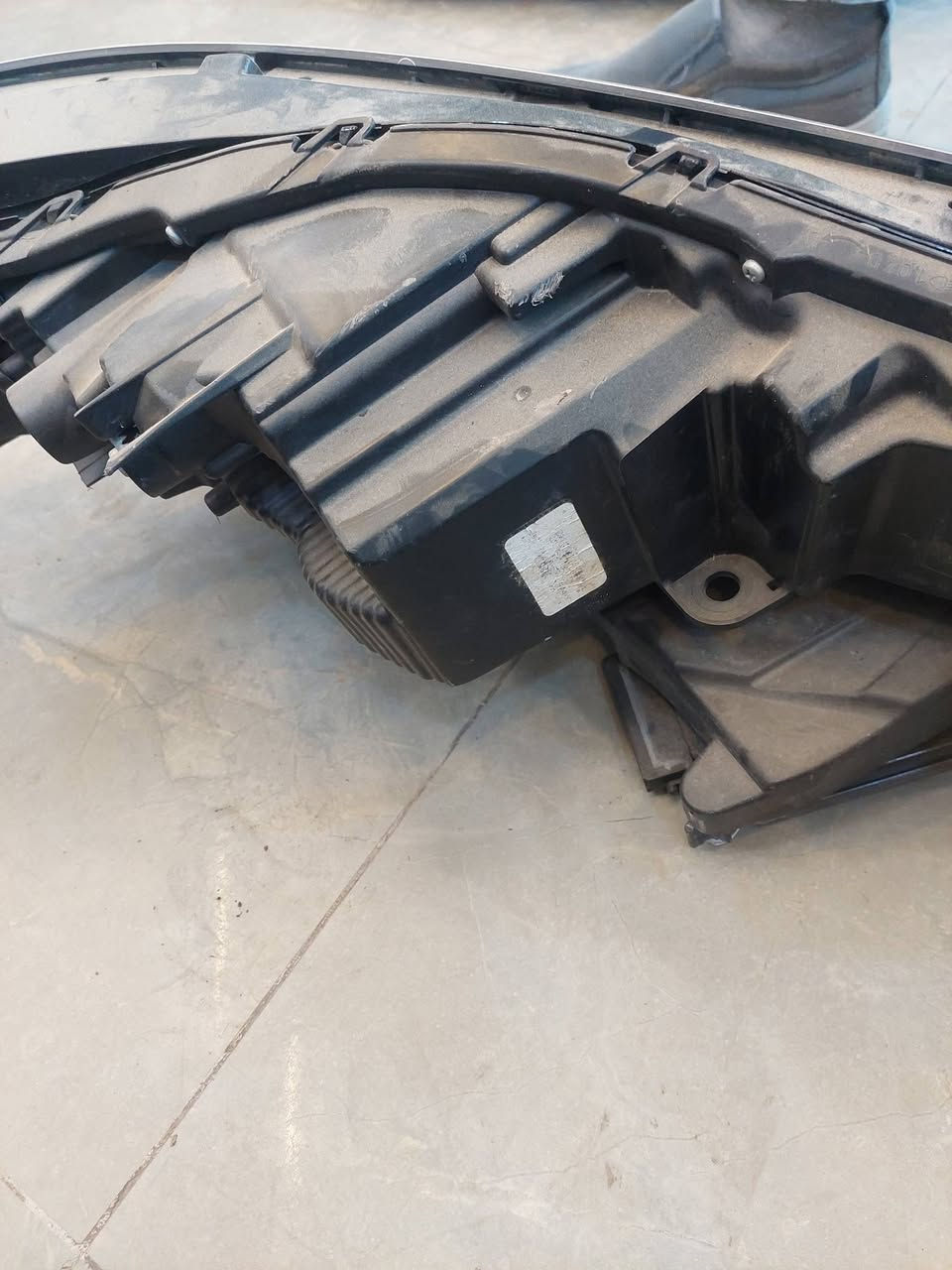 السلام عليكم ورحمة الله للبيع لايتات دعاميه تويوتا سينا موديل ٢٠٢٤ مال شركة السعر 800$ بيهامجال  ***********
