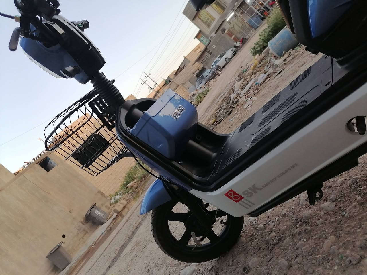 سلام عليكم دراجه شحن للبيع
الدراجه جديده مصار شهرين من اخذنها

 
بطاريات جديده 🌺
اشاير جديده 🏵
ابركات جديده 💮
عداد السرعه جديد 🌹

دارجه كامله مكمله خير من الله 
مابيها اي نقص مكان«﴿ بلد ﴾» 

السعر . . 250 وبيها مجال 

الستفسار عبر الرقم: ***********
