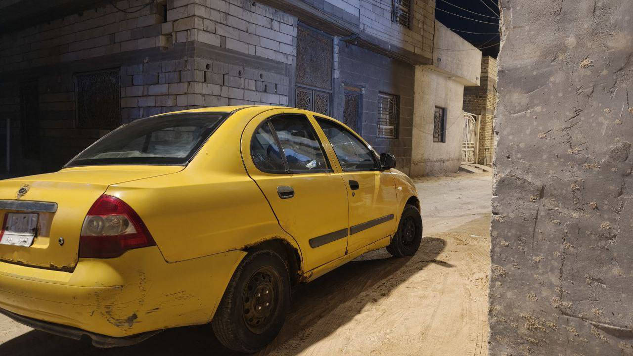 طيبة 2015 تحوير كير اوتوماتيك مكينة كورلا بيكاتشو 1600 مكينة جديدة دواخل نظيفة مابيها اي نقص ما عدا سمكرة من جهة باب السائق عطل كمبريسر تبريد 
السيارة بأسمي
المكان البصرة - التنومة- كردلان 
السعر 35 و بيه مجال 
للتواصل واتساب فقط ***********
