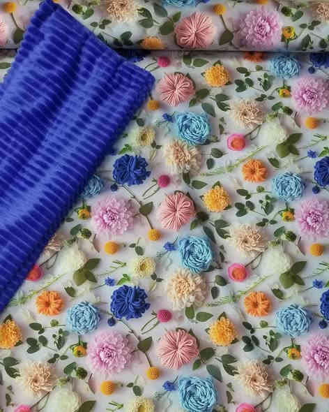 شوفو الجمال وجبة جديدة قماش همايون ثريدي ويا تطعيم خاولي سعر المتر ٣٠٠٠ يوجد توصيل كافة المحافظات للطلب والاستفسار التواصل على الخاص او واتساب ***********
