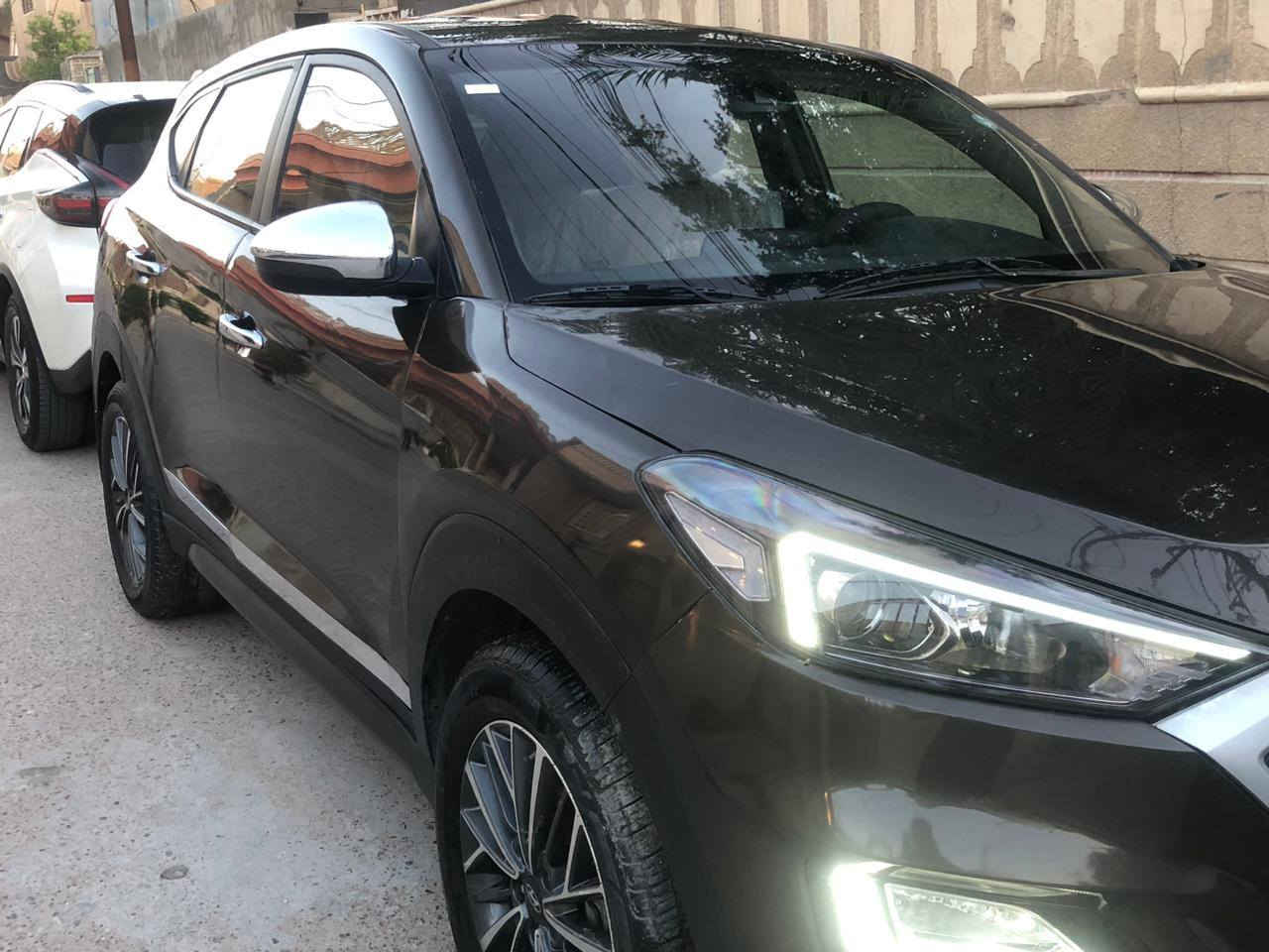 توسان وارد رقم اربيل باسمنا بيع او مراوس بسيارة صغيرة بيها اربع قطع صبغ اني ابيع حزام سيارة شخصية السعر ١٤٠$ورقة وبيها مجال ت *********** بغداد, العراق
