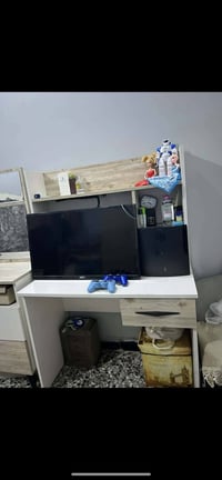 ميز تواليت • ميز مكتبي • الزعفرانية