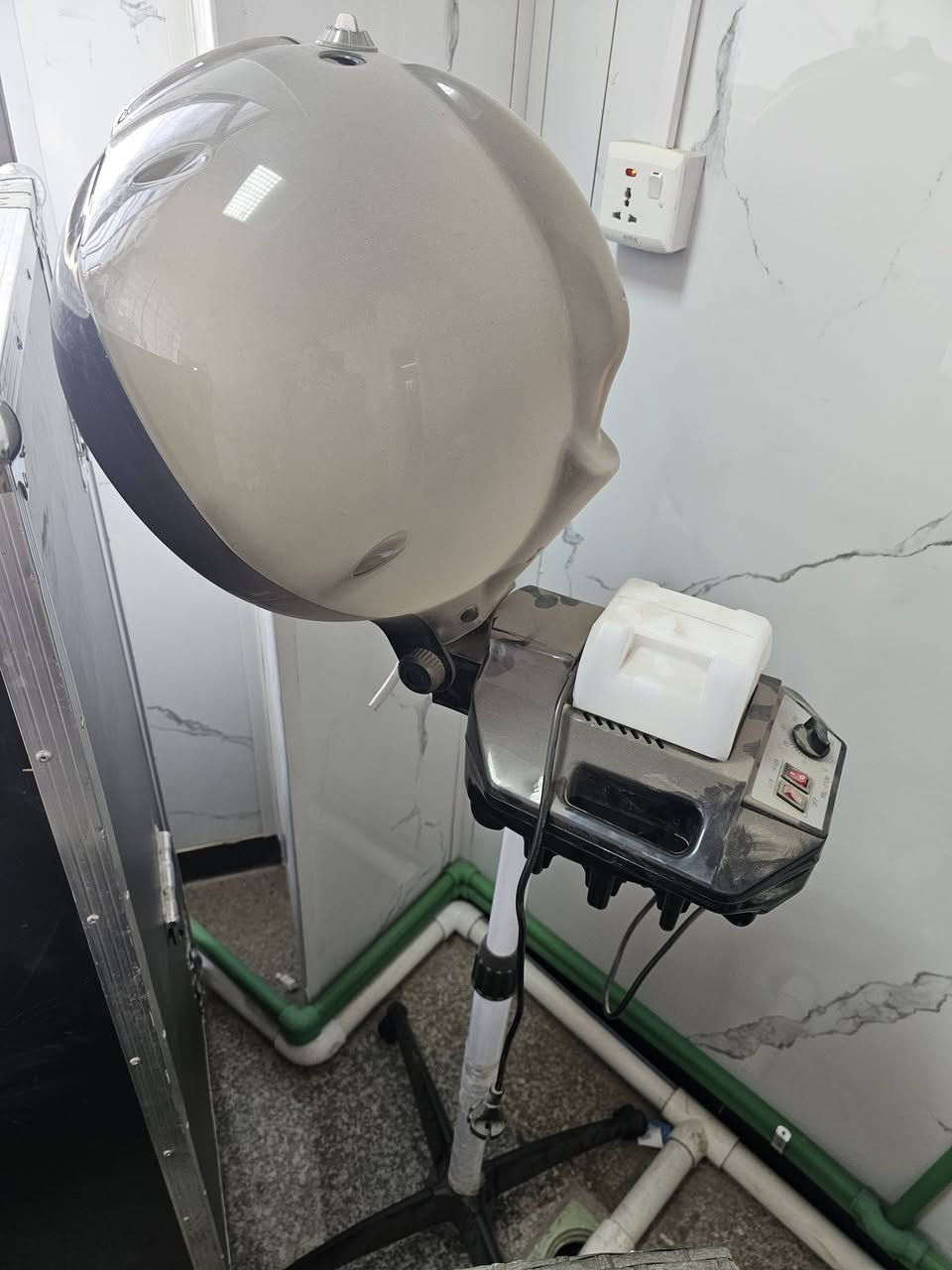 مصففات شعر ثنين حط سعرك و اذا يناسب بالعافية


**إذا كنت صاحب هذا الإعلان وتريد حذفه لأي سبب، رجاءا أرسل رسالة إلى الدعم الفني**