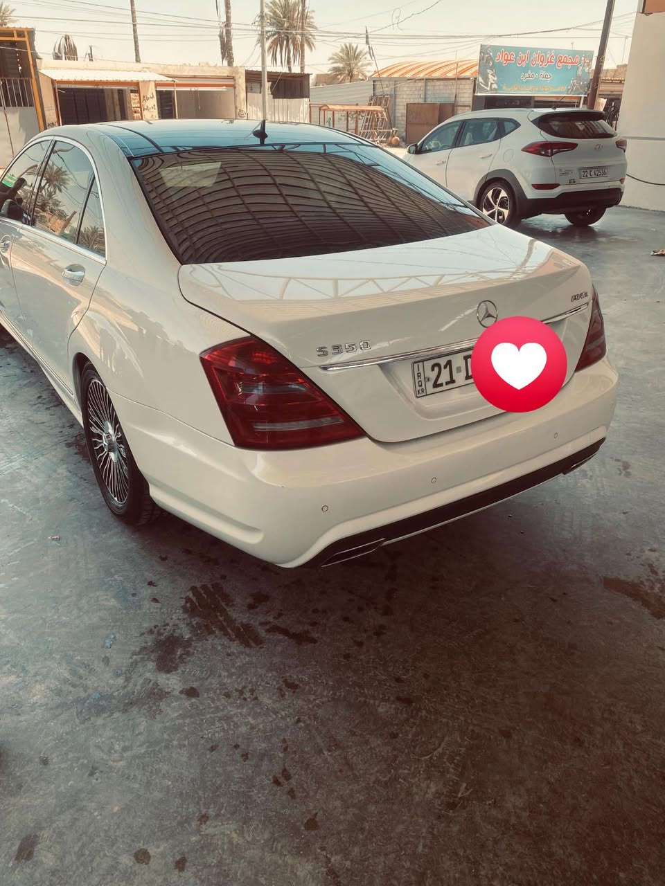سلام عليكم 
مارسيدس 
2012
لارج باب طويل 
V6
فول مواصفات للاخير 
اعلا شي ناضور ليلي 
ميحتاج اذكر المواصفات بعد 
خليجي كفاله عامه 
مغلفه بي بي اف 
السعر المطلوب 
277
السياره مناسبه عن السوك بهواي واهل الخبره يعرفوها شتسوه 
والي تعجبه بي خير ويدلل 
مكانها ديوانيه 
***********
