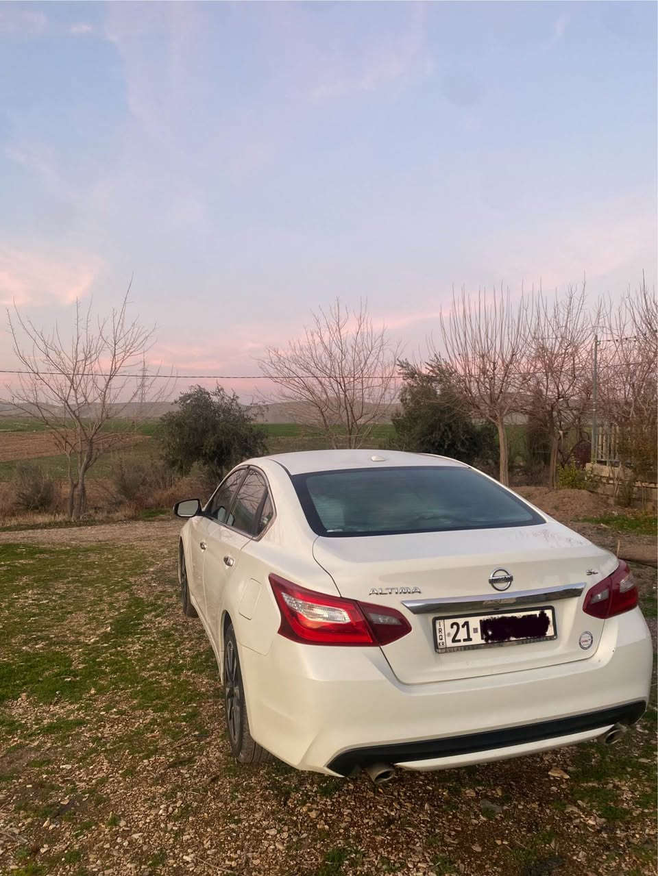 Nissan altima 2018 SL 
سەیارەکە فول موصفاتە و تەنها سلاید نییە. 
سۆنەری سەیارەکەم داناوە. 

125 گەڵا و مەجال. 

***********
*********** حلبجة, السليمانية
