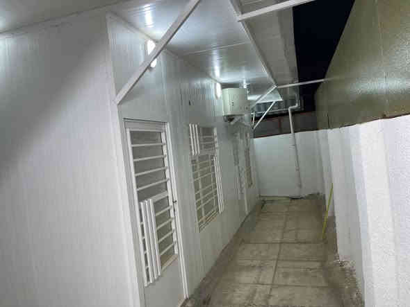 للبيع مساحه 200م /في منطقه حي التجار
شارع الأسواق المركزيه الفراغ المقابل جامع الرسول
الواجه 6.66م النزال 30
الطابق الأرضي 
حديقه +كراج + مطبخ +خدمات +غرفه نوم
الطابق الاول 
3غرف نوم + خدمات
الطابق الثاني 
بيتونه + سطح
السعر 400مليون مع المجال
للاستفسار اكثر اتصال بالرقم او مراجعه مكتب الجوهره للوساطة العقارية الكائن في شارع الكنيسه
***********
