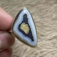 خاتم اوبال طبيعي خام تقريباً نادر جداً مصور صياغه يدويه قياس(23) للبيع...