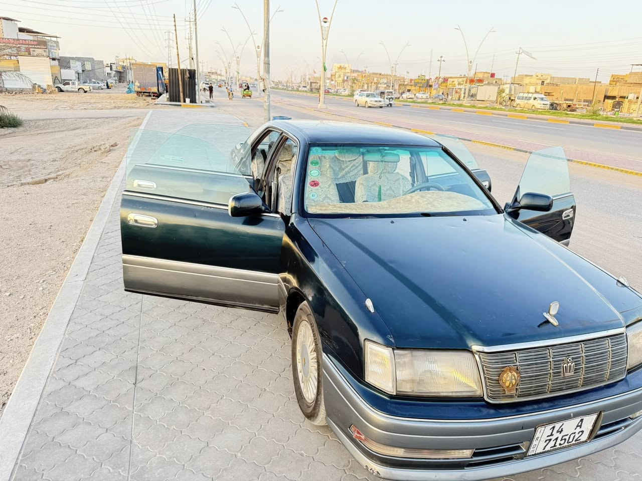 راس الثور للبيع او مراوس حسب القناعه 

موديل 1996 

محرك 3000VVT 

سنويه 2028 بسمي 

مكفوله من النقل والكصه والحادث 

فقط صبغ عام اثر جراد

مكان السياره البصره 

السعر 80 

لل استفسار .   ***********
***********.     

 متوفر واتساب
