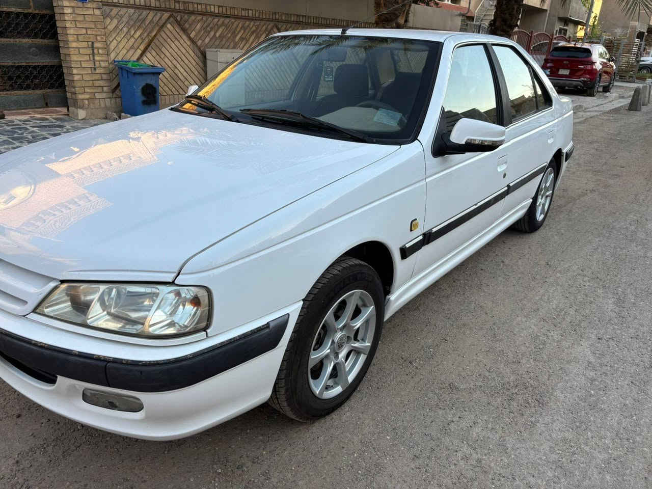السلام عليكم
بيجو ٢٠١٨ للبيع مكفوله من صبغ او تبديل 

كير محرك شركه استندر  

تبريد ثلج منظومه غاز كارت ضمان سياره مال بيت استلام شركه بسمنه ماشيه ٧٣ تخم تاير صدر جديد سياره كامله مال بيه نقص 
السعر ٧٠ وبيه مجال 

بغداد شارع فلسطين 

***********
