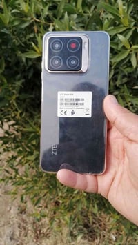 للبيع جهاز جديد ٠٧٨٢٨٨٣٣٥٠٤