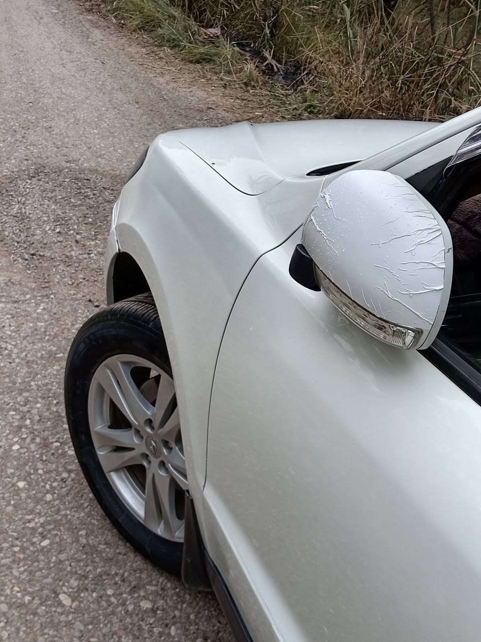 .
سلام عليكم
سنتافي موديل 2012
((خليجي))
بيها صبغ جامرلوغ فقط باقي كفاله عامه من الصبغ وتبديل مكفوله 
فول مواصفات 1/1
فتحه سقف
بصمه تشغيل + بصمه أبواب صندوك
كشن كهربائي
تلاث قطع تبريد
سبعه راكب
أشاير بالمري + مري شفط
حساسات خلفيه شاشه تاب كامرا
تحكم استيرن جهتين
يدات نيكل بلاد
تبريد لمس
محرك 3500 v6 + فور ويل
داخل بيجي + صاج
رقم بغداد سنويه جديده تحويل مباشر
.
محرك كير مكفولات جددد
صدر جديد تخم تاير جدد
تبريد ثلج تدفئه
.
مكان ديالى بعقوبه ناحيه العباره
سعر 152 وبيها مجال
***********
