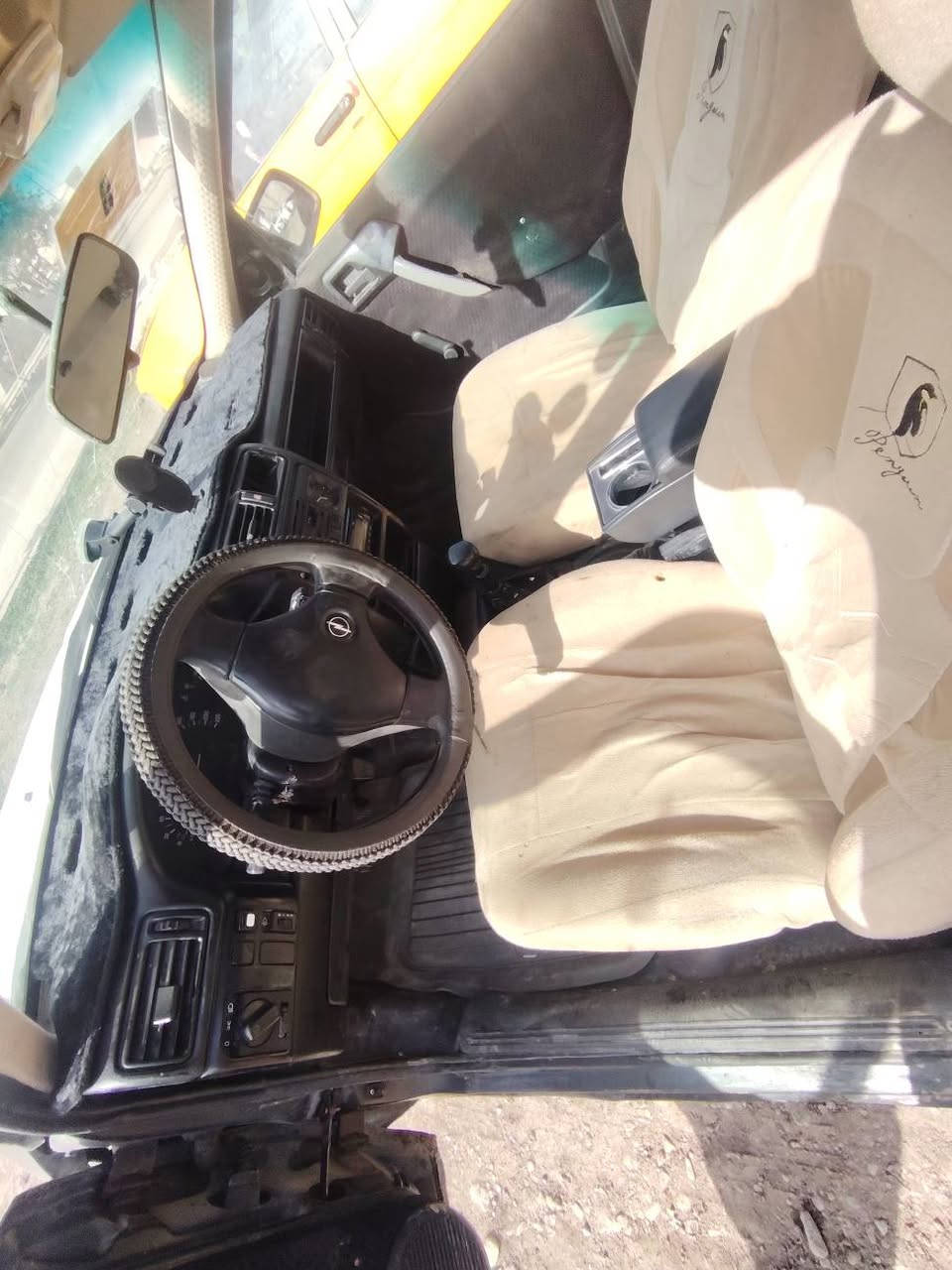 فكترا 1990حجم ١٦ بدون باور مشروع  ل٣٠ دفتر بنزين كير محرك صدر كهربايات بلكارتون شرط تحويل 25 سعره وبي مجال قليل *********** مكاني محافضه جديد كركوك, العراق
