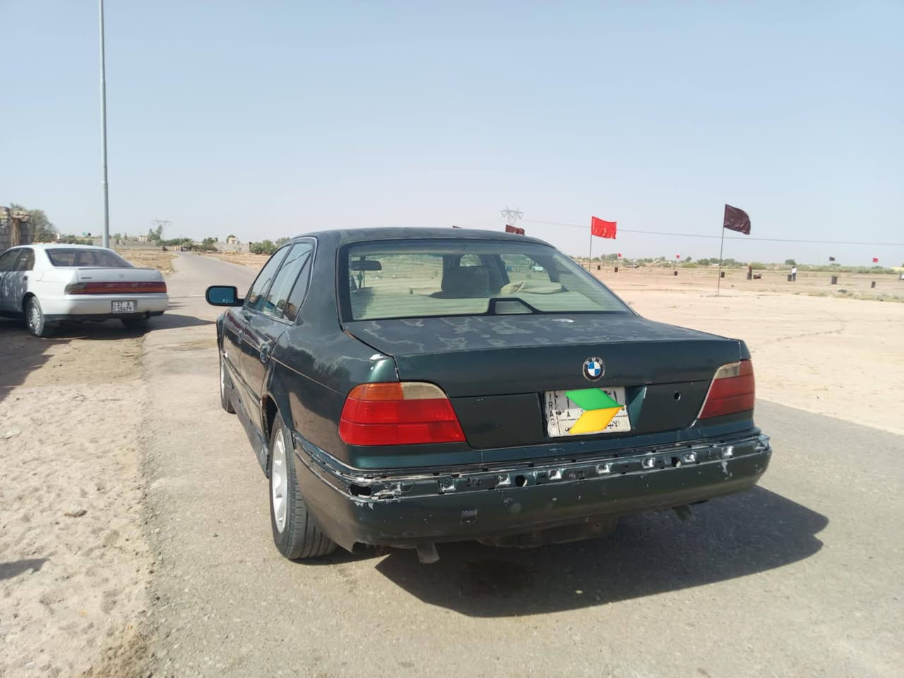 بي ام خفاش (نقل) للمراوس
8 سلندر 
كير ومكينه وتبريد خير من الله 
تخم تاير جديد 
كهربائيات كلها شغاله من الطول للطول  
السياره عوزها صبغه 
السياره بسمي المداور ثاني يوم


**إذا كنت صاحب هذا الإعلان وتريد حذفه لأي سبب، رجاءا أرسل رسالة إلى الدعم الفني**