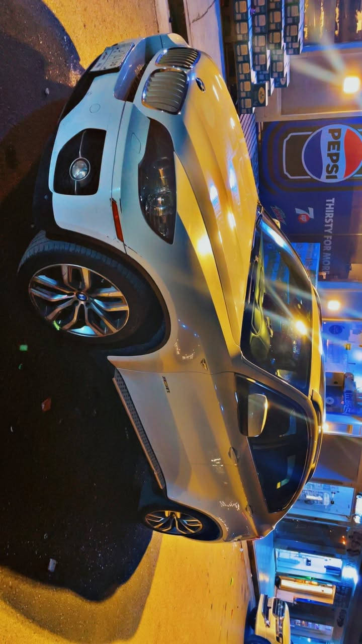 السلام عليكم BMW نوع X6 محرك 5000 تون تيربو موديل 2010 امريكي كلين تايتل فول مواصفات باب كهرباء صاج كشنات كلها كهرباء داتا شو ماشيه تقريبا 100 الف للبيع بسعر 160 الف دولار قابل للتفاوض مكان السياره زيونه الاتصال ***********
