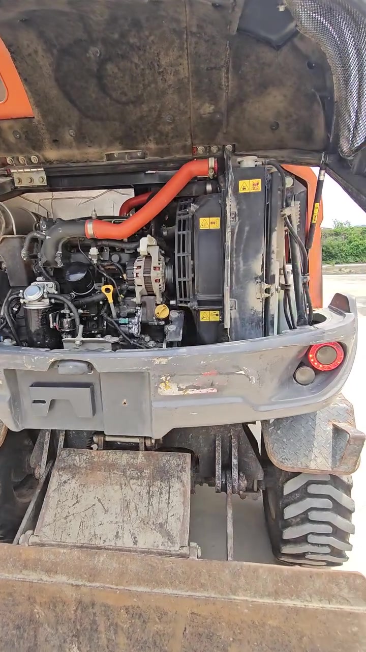 DOOSAN DX55W Wheel Excavator for Sale

Model: DX55W
Year: 2019
Price: KRW 60,000,000
Stock No.: 3148
Working Hours: 11,691 hrs
Attachments: Rotating Link, Grapple, 1 Bucket

Well-maintained DOOSAN DX55W wheel excavator available for export or domestic sale. Equipped with a rotating link and grapple, making it suitable for construction, demolition, landscaping, and material handling work.

📞 Contact: +82-10-2503-5642

Key Features
✔ 2019 Model
✔ 11,691 Working Hours
✔ Rotating Link
✔ Grapple
✔ 1 Bucket Included
✔ Ready for Work

#DX55W #DOOSAN #WheelExcavator #UsedExcavator #ExcavatorForSale #ConstructionEquipment #HeavyEquipment #KoreaUsedExcavator #UsedConstructionMachinery #GrappleExcavator #WheelDigger #MachineryExport #KoreanExcavator #ConstructionMachinery #HeavyMachineryForSale


**إذا كنت صاحب هذا الإعلان وتريد حذفه لأي سبب، رجاءا أرسل رسالة إلى الدعم الفني**