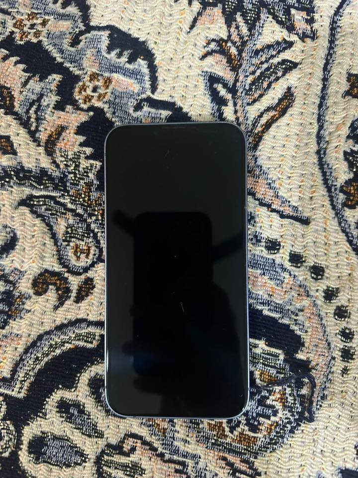 ايفـــون 14عادي شرق اوسط ماسترر
لون   سمائي

الذاكره  128

البطاريه81

الجهاز بيه طخة خفيفه بل كلاس واصلاً مامبين السعر460

المكان بغداد الغزالية ماعندي توصيل

للتواصل على الرقم***********
