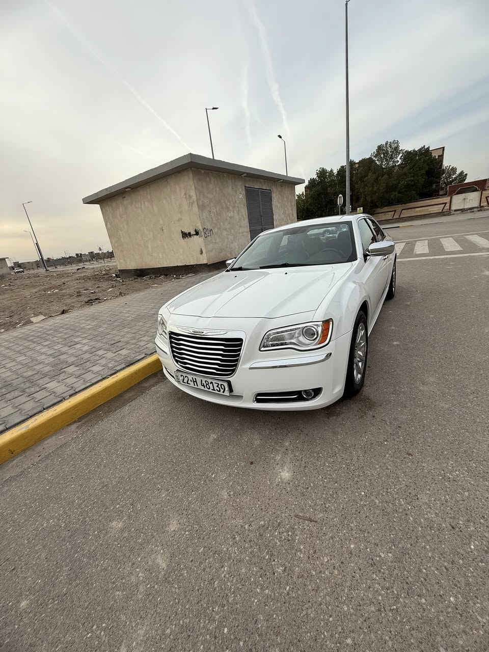 السلام عليكم البيع اوباما مديل 2013 السياره كفاله عامه بيهه فقط بارد مكانين صغار كلش مايبين السياره جاهزه من كلشي هزه جديده سنويه جديده ال2030والسياره جاهزه من كلشي تخم تاير ومكينه وكير كله بلكفاله وجديده بمعنه الكلمه السعر 200 مكاني بصره رقمي ***********
