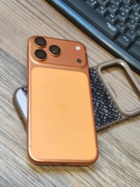 آيفون ١٧ برو ماكس • ٢٥٦ • بطارية ١٠٠٪