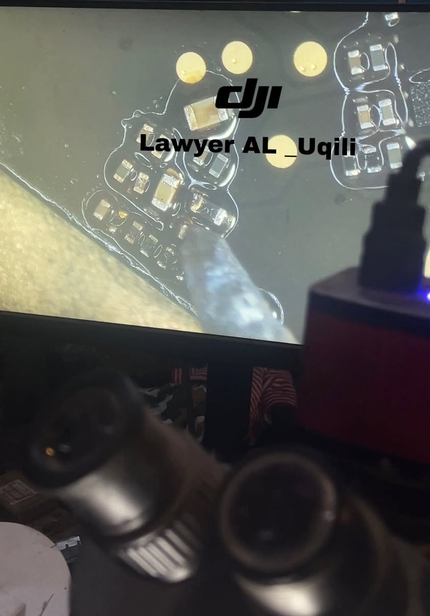 بعز الله وفضلـه يتوفر صيانة عامة 
لجميع الدرونات Dji  

بأسعار تنافسية ، وجودة عمل وقطع غيار ممتازة 
وتتوفر جميع قطع غيار وأكسسوارات درونات Dji 

📞 ***********
موقعنا بغداد 📍 

#درون #صيانة #قطع_غيار #Dji #العراق #بغداد
