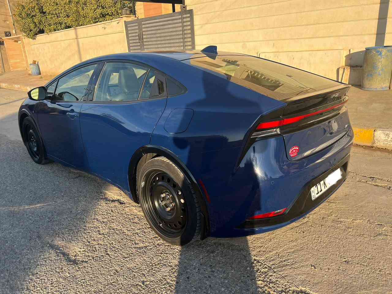 تويوتا بريوس هايبرد وارد امريكي وياباني اصل موديل ٢٠٢٣ ماشيه ٢٧٠٠٠ كيلو ضرر دعاميه فقط بدون دواخل او صبغ او ايرباك او بارد او تبديل فئة XLE رقم بغداد تحويل مباشر سعرها ١٧٥$ وبيها مجال اتصال ***********
