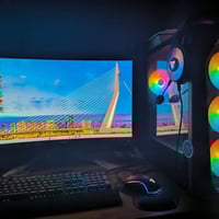 تجميعة كاملة للبيع كيس+ شاشة + كيبورد وماوس  وسماعة + Ups online 2 kv ...