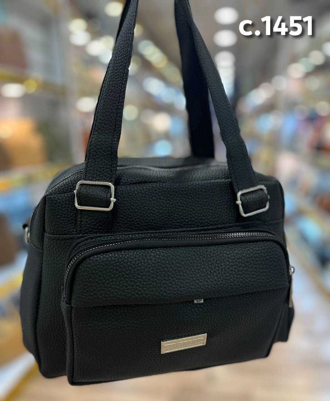 🆕️ New Venesia 🆕️ جديد فينيسيا 🆕️
👜 حقيبة نسائية جلد طري 👜
الالوان متوفرة داخل الصور 👇
💰 السعر 8.000 💰
للحجز والاستفسار مراسلتنا على الواتسب 👇
📞***********☎️
📍العنوان : موصل / حي الرفاعي/مقابيل سايدين القسم

