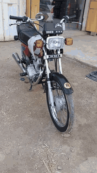 سلام عليكم دراجه اربعه كير شاصي 15ابشهر 11تعمير 24اصلي دراجه نضافه فول صوتها ناعم السعر 850وبيها مجال مكاني كوت شارع النفط ***********
