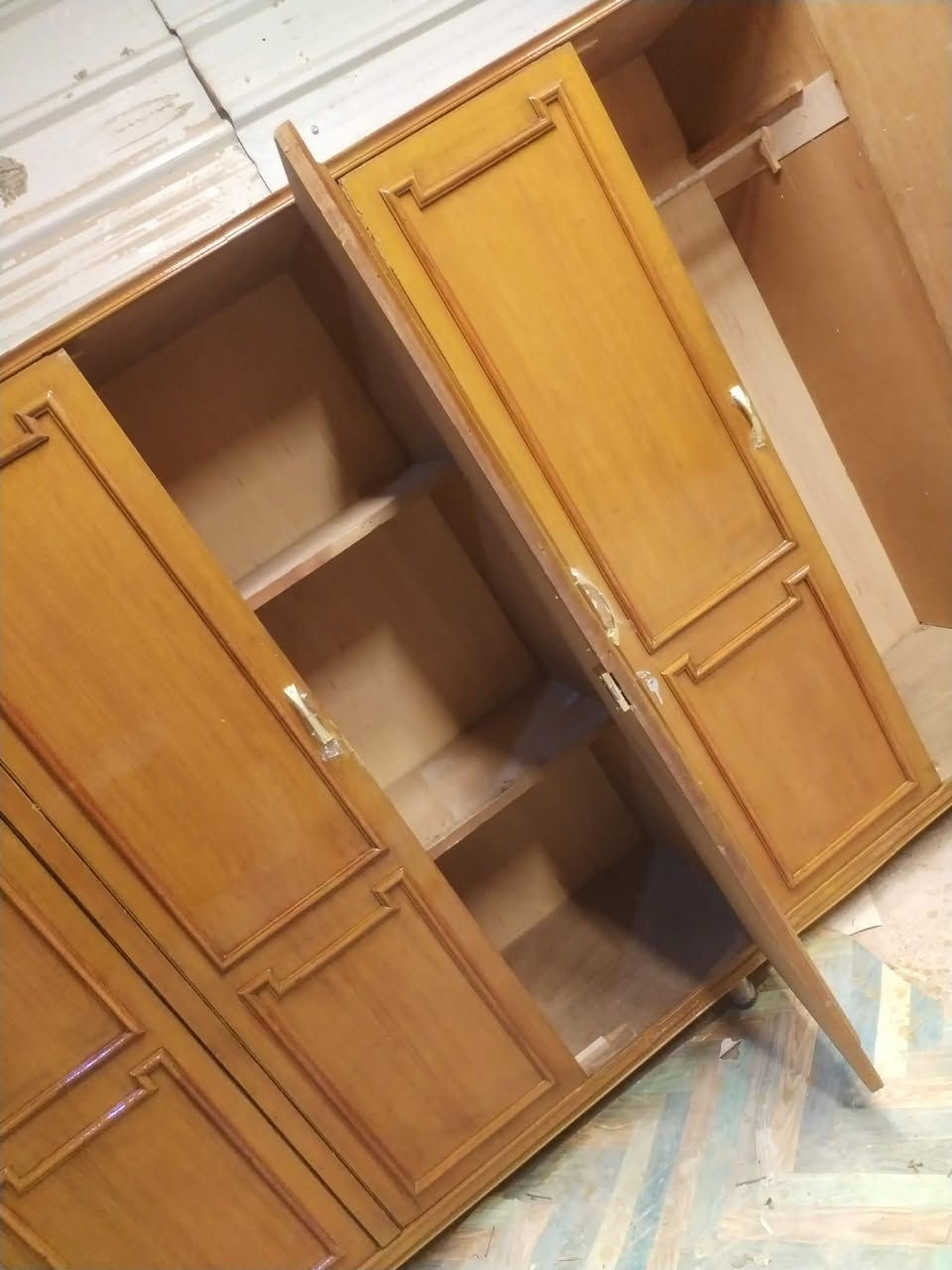 كنتور ابو6كامل ماعايز شي نضيف يداته وصبغ وقفاله ظهر ڱڵـه. جديد ب230وبي مجال


**إذا كنت صاحب هذا الإعلان وتريد حذفه لأي سبب، رجاءا أرسل رسالة إلى الدعم الفني**