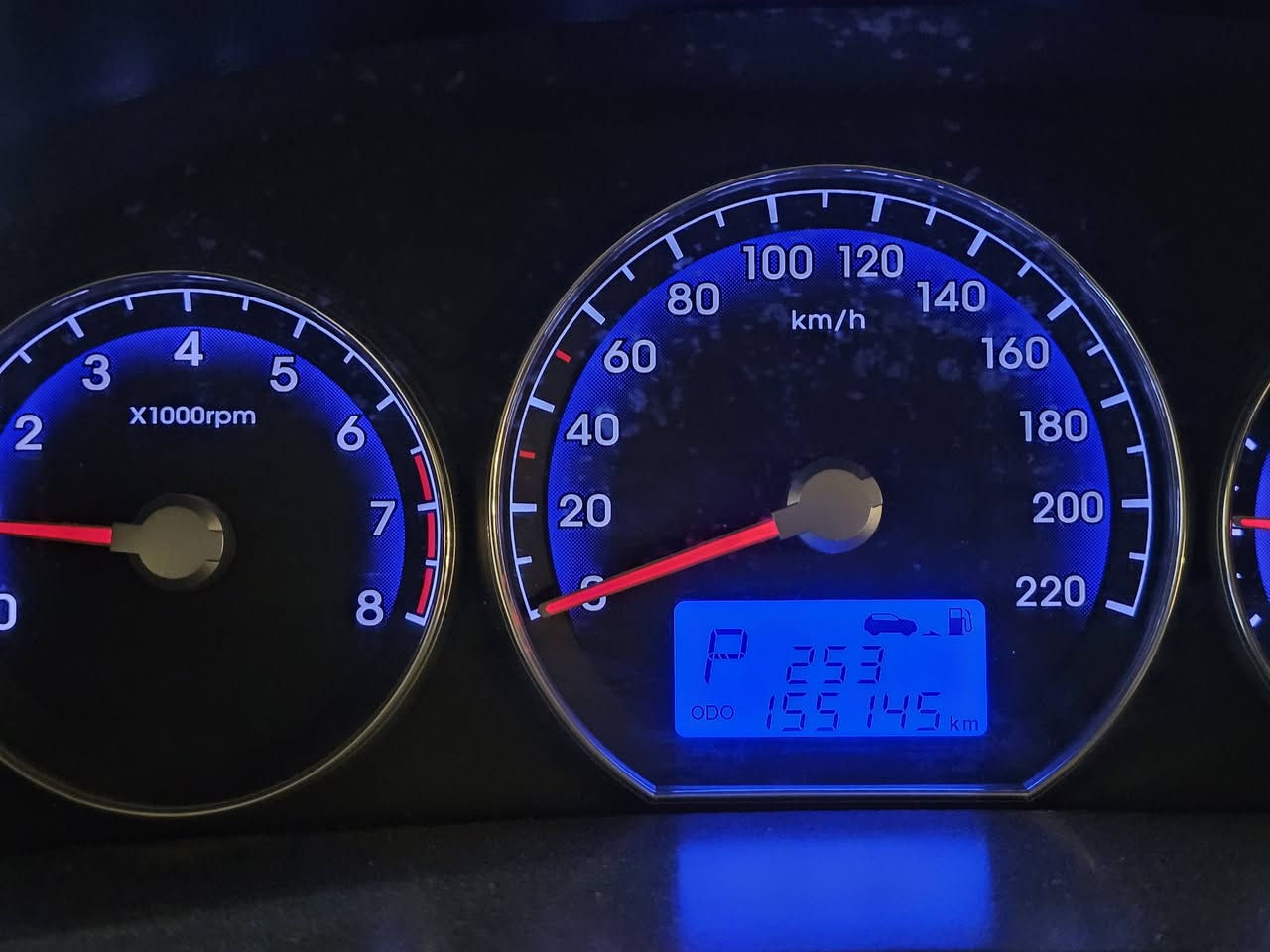 السلام عليكم
سنتافي ٢٠١٢ خليجي 
السيارة كفالة عامة بس بارد كلش قليل بالجامرلغ الامامي صفحه السايق و الباقي كفاله عامه كير مكينة كهربائيات مكفولة تخم تاير جديد 
 رقم سليمانية الجديد و سنوية بأسمي
مواصفات // سبعة راكب+٣قطع تبريد+فتحة سلايد +حساسات بلادية+كامره بلادية+مري شفط+اشارة مراية+ويل فراشة+شاشة اندرويد
٤ سلندر 2400 
السعر//١٦٣
العنوان //ديالى - بعقوبة
رقم التلفون //***********
اريد مراوس ب اف جي
