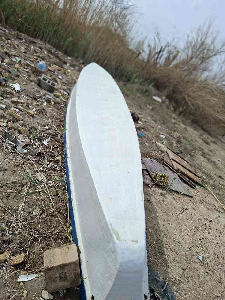 سلام عليكم من رخصة مدير الكروب
جينكوه جديد ه الطول ١٤ ذراع 
والعرض ٩٧ 
مكاني كرمه علي السعر ٧٢٥ وبيه مجال بسيط 
رقمي ***********
