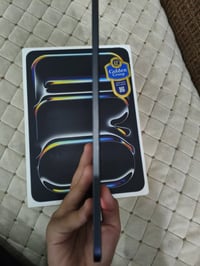 ام٥ • بطارية ١٠٠٪ • ذاكرة ٢٥٦