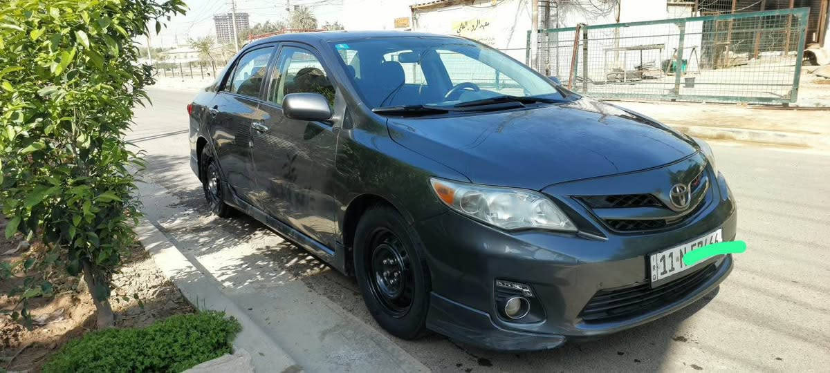 للبيع كورلا (2009) أمريكي (S) مصبوغة عام جمالية حادثها فقط داير جاملغ او باب خلف السائق رقم بغداد ابأسمي بيها جراد بسيط سونارها موضح سيارة جاهزة ع اخر حبة تخم تاير ادامة جديدة السعر (100) شدة او بيها مجال للمزيد من المعلومات الاتصال (***********) بغداد, العراق
