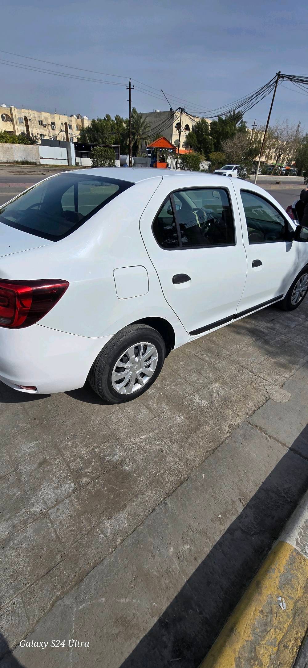 السلام عليكم رينو سمبل ٢٠٢٠ رقم بغداد الجديد هزة جديده سنوية جديدة محرك بالضمان ماشية ١٣١ بيها باب الايمن الامامي صبغ والخلفي بارد وجاملغ امامي جهة السايق بارد كير محرك صدر كهرباء كله مكفول ادامة كاملة السعر ٨٣ مكاني السيدية 
***********