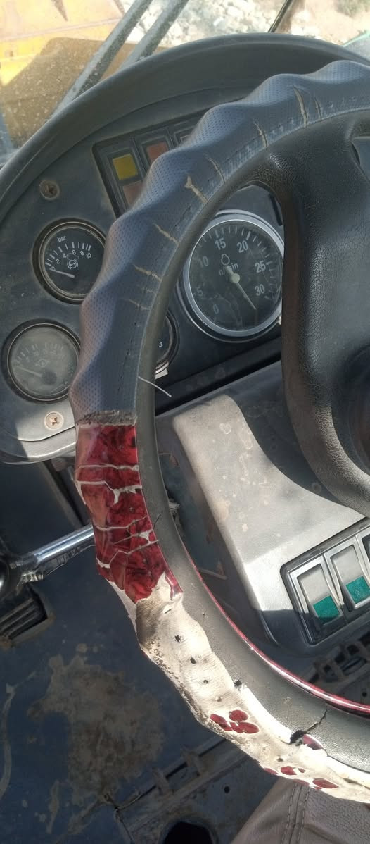 سلام عليكم شفل للبيع موديل 12 سعر 180    *********** الجي
