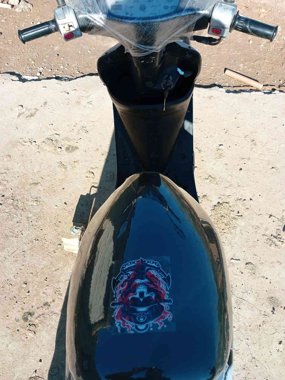 السلام عليكم 
دراجة عصفورية للبيع، الدراجة نظيفة
الدراجة يرادلها شغلات بسيطة محركها خير من الله 
مكاني حي البتول السعر( ٢٢٥) 
رقم ***********
