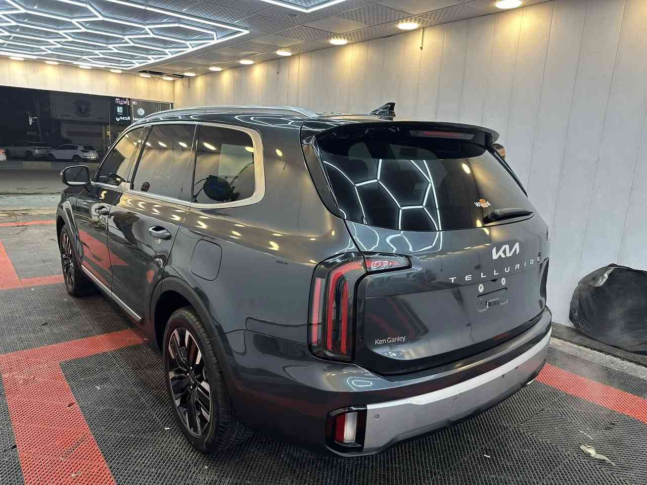 ﷽
كيا تلورايد 2024 وارد امريكي داخلة زيرو فو1/1

ماشية 24 الف كيلو
محرك 3.8
موصفاتها:
1-رادرات امامي+خلفي+جانبي
2-تحديد مسار 
3-كامرات 360
4-صندوق كهرباء
5-لدات داخلية ابواب + دشبول 
6-تدفئة + تبريد كشنات 
7-كشنات كهرباء 
8-مساج كشنات
9-لايت زنون 
10-ويل 20
11-سستم سماعات هارمن كاردن 
12-داخل قرميدي
13كشنات منفصل vip
14-دخول ذكي 
15-تحذير قيادة عند الخروج عن المسار
16-كشنات خزن ميموري
17-تبريد مركزي + تحكم مناخي منفصل 
18-بردات ابواب 
19-مراية وسطية داتا شو و تحكم تضليل
وبعد هواي موصفات 
سعر 275 وبيهة مجال للشراي
 الضرر تقرير مياه امطار (water flood)

العنوان بغداد التواصل ***********
