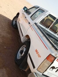 نيسان ٢٠١٦ • رشات صبغ • سنوية ٢٠٢٨