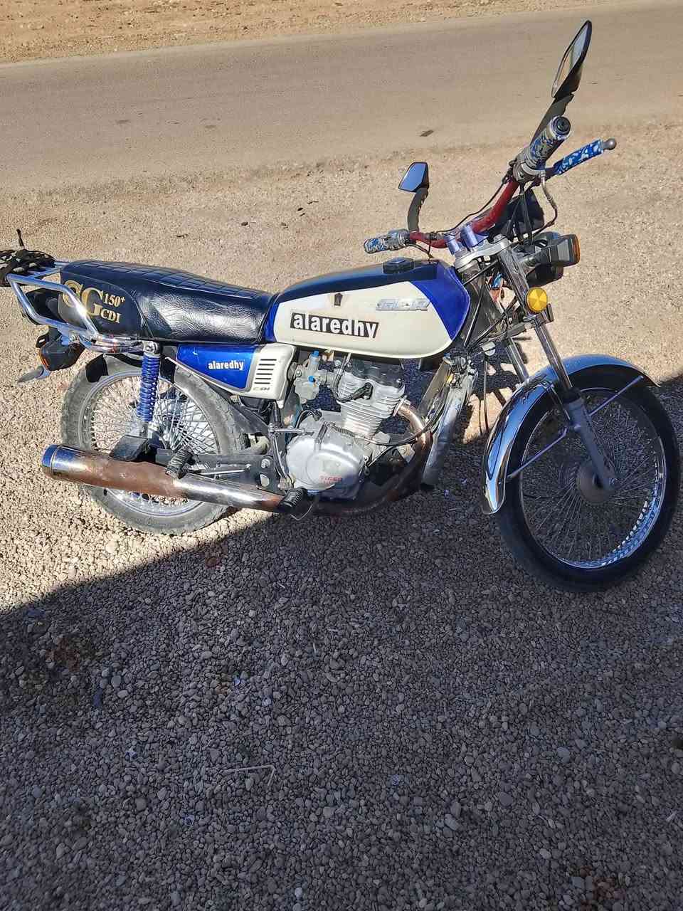 موطور موديل 21نضيف كهربايات شغاله بي ورقه منفيس سعر 400قفل


**إذا كنت صاحب هذا الإعلان وتريد حذفه لأي سبب، رجاءا أرسل رسالة إلى الدعم الفني**