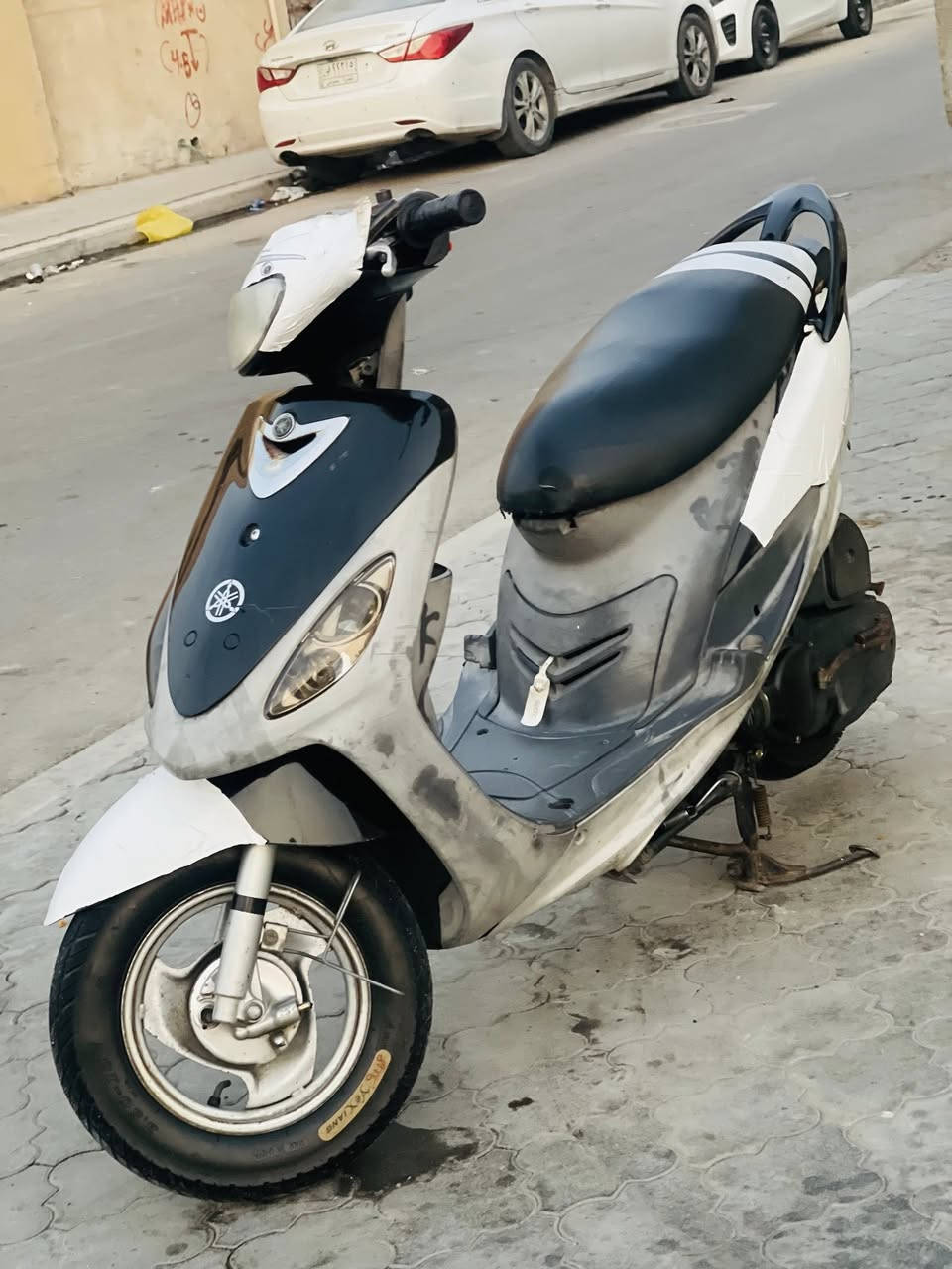 سلام عليكم دراجه البيع قجمه مكفوله كفاله عامه مختمه كلها ختم واحد الكهربائيات كلها شغاله لايت زنون بوشتها 49ما مفتوحا الدراجه أي نقص ما بيها تشتغل سلف و هندر عنوان بصره الزبير*********** السعر 775
