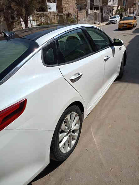 السلام عليكم كيه ابتيمه2018 أمريكي ماشيه 61 الف كيلو الضربه جاملغ  وبنيد فول مواصفات عدى البصمه السعر145الاتصال على الرقم ***********
