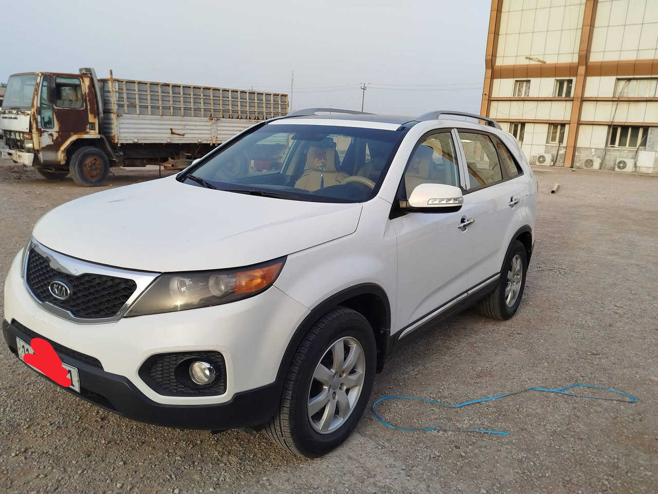 مكلف بالنشر
سورنتو للبيع 2012 خليج بصمه بنرامه مري شفط 

حار جاملق الأيمن 
بارد جاملق الخلفي 
للاستفسار ***********
