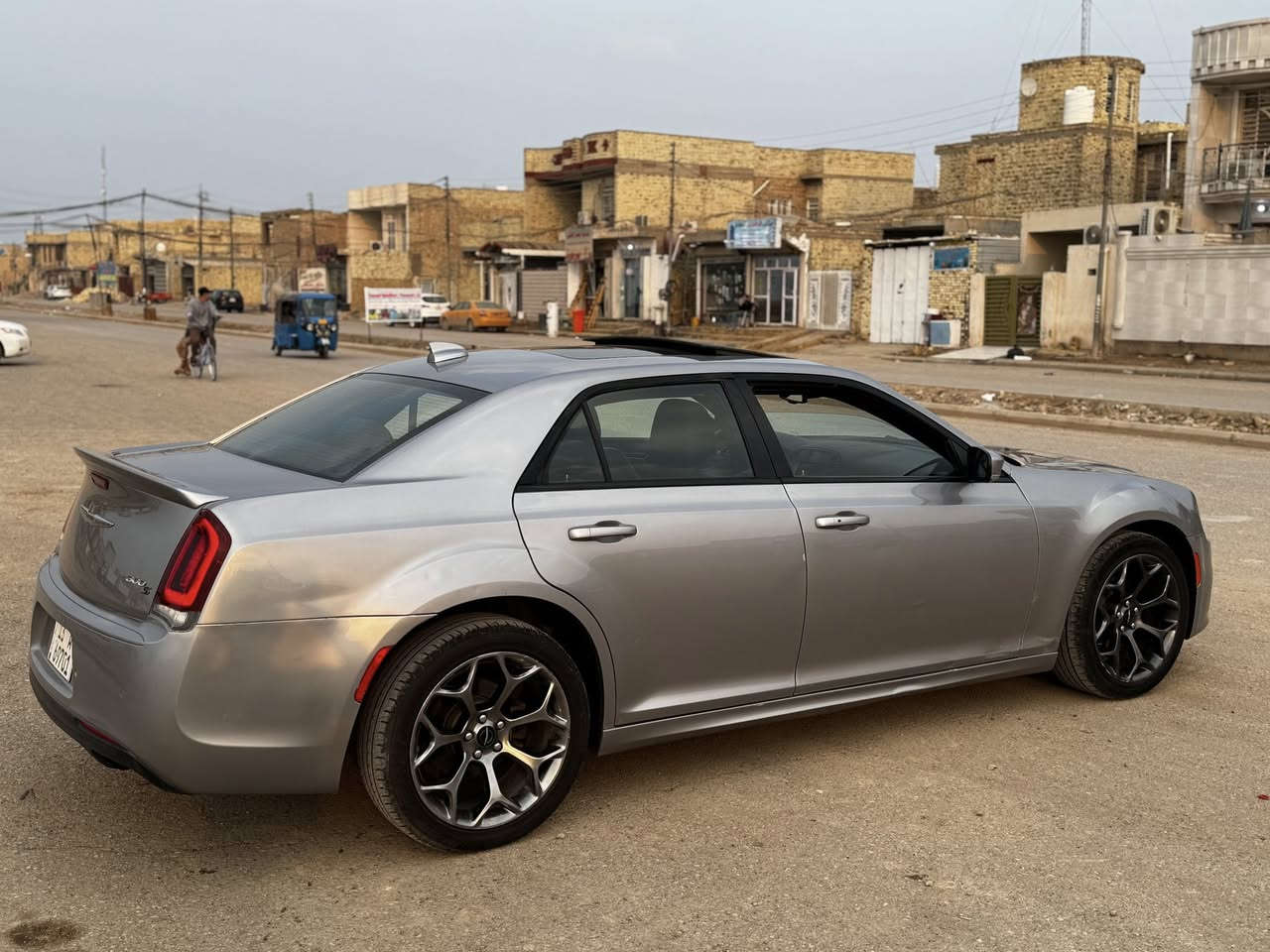 #كوبارت_ميسان_الاقدم_في_ميسان
كرايسلر 300 S  ( اوباما ) 2018  دخول جديد🆕🔥
 كامل التفاصيل مذكوره اقره المنشور وأتصل رجائا 🔴
__________________________________________

فول مواصفات واحد ع واحد 🔥✅ بچم عريض🔥✅

مرقم ميسان تحويل ثاني يوم بالاسم ✅🔥
داخلة بكتاب ضباط يعني دخول جديد ومشي امريكا ✅🔥

جاهزه للاخير وكاملة✅
 مكينة V6 3.6 🔥✅

صور الضرر++ السونار واضح بالمنشور ✅🔥
#ميسان_العماره #القطاع_شارع_نعمة_الريفي
السعر 218 ورقه فقط 🔥🔥🔥🔥🔥🔥🔥🔥
#للاستفسار__والتواصل***********
