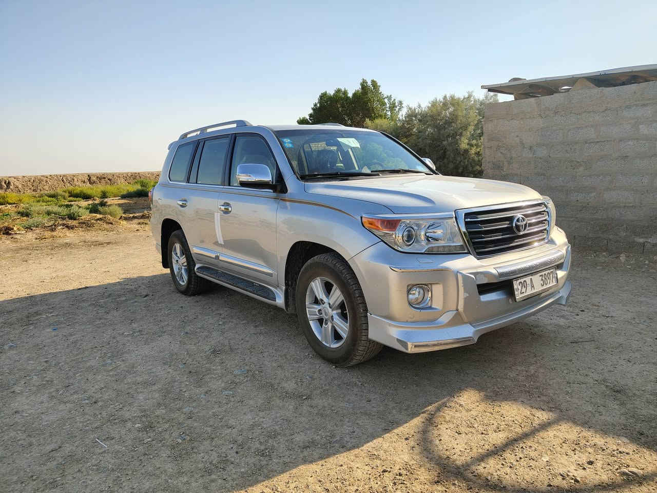 لاندكروز موديل 14 كفاله عامه مكينه 6 سياره عل وضع شركه جاهزه مابيه كل نقص للبيع 370 بيها مجال مكاني واسط شيخ سعد ***********
